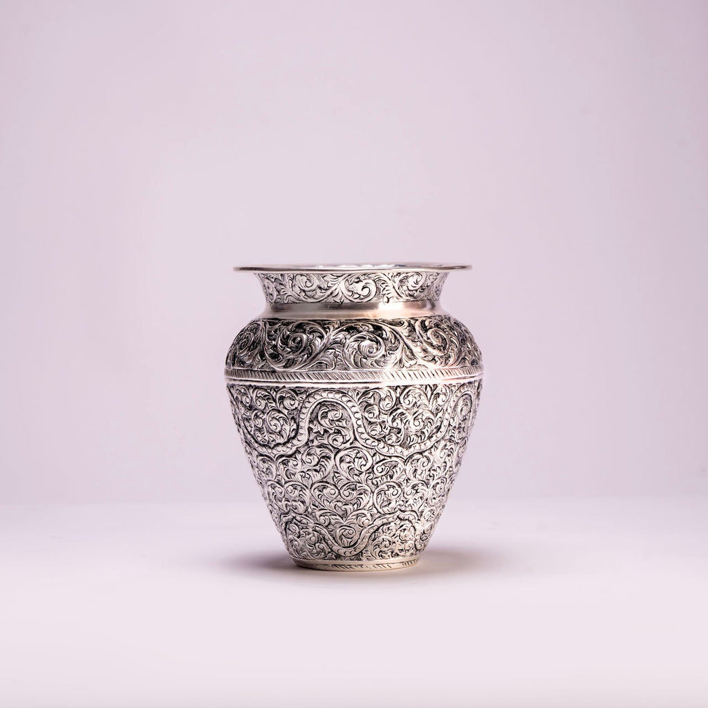 Guldaan Vase